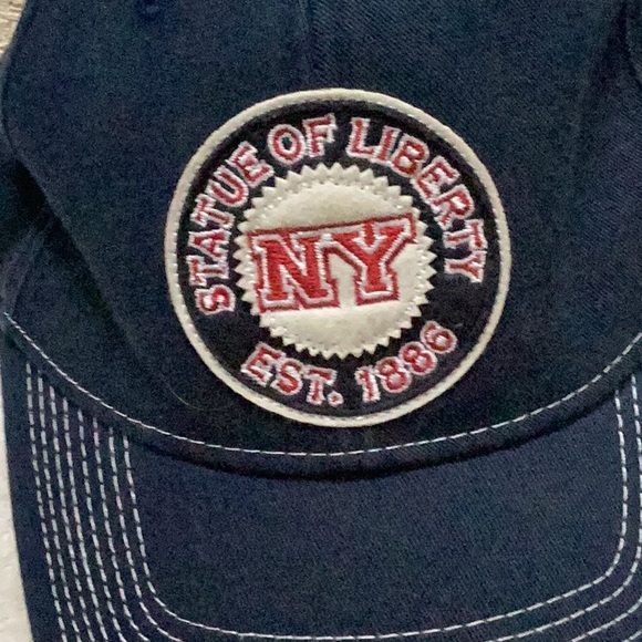 🗽NWOT “ Statue of Liberty “ Unisex Baseball Cap 🗽 - Picture 3 of 6